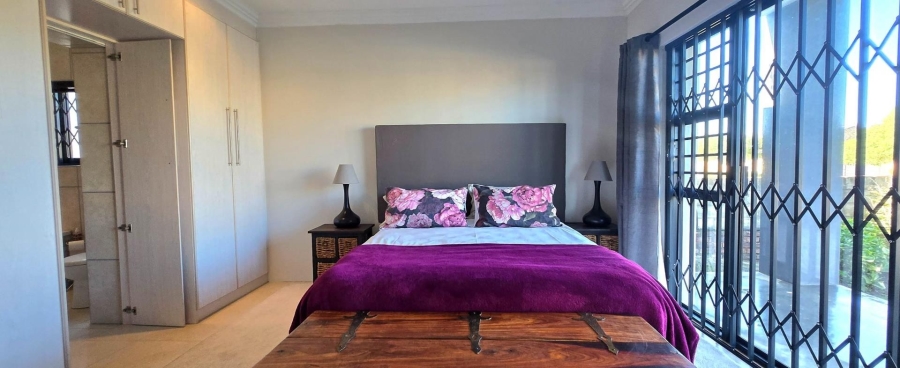 6 Bedroom Property for Sale in Franskraal Western Cape